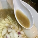 ヌードル＆スパイスカレー 今日の1番 - 絶品のスープ(カマス(長崎産/千葉産九十九里)2種