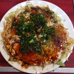 広島風お好み焼　もみじ - 料理写真:令和7年2月 平日ランチタイム限定(11:00〜14:00)
スペシャル焼き 税込1200円
豚肉、玉子、イカ天、そば、トッピング一品(牛スジ入り)
ドリンク付