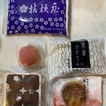 桔梗屋東治郎 - 桔梗屋ロゴ入り保冷剤なんか嬉しい✨