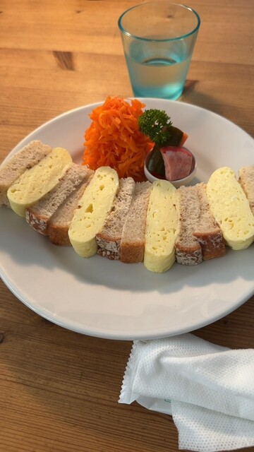 クラッシックカフェ クラシック （Classic） - 谷地頭/カフェ | 食べログ