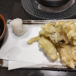 五橋横丁 たんや善治郎 三陸海鮮部 - 牡蠣の天ぷら