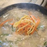 ハンヤン クッパヤ - 参鶏湯¥1,080（ランチ価格）