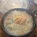 ハンヤン クッパヤ - 参鶏湯¥1,080（ランチ価格）