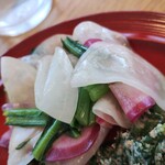 野菜レストラン ショウナン - カブの甘酢漬けみたいなの