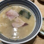 日本橋海鮮丼 つじ半 神楽坂店 - 
