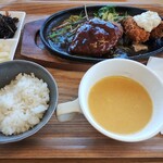 野菜レストラン ショウナン - 牡蠣フライハンバーグ定食と今日のスープ（人参ポタージュ飲み放題）