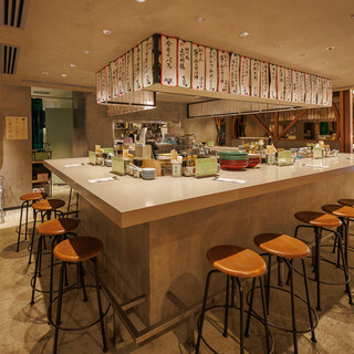 餃子と〆の店 Nood e_2