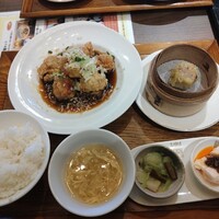 正宗広東私房菜サワダ 梅田エスト店 -  正宗広東私房菜サワダ 梅田エスト店 -