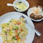 土鍋・大餃子 - 五目炒飯（ランチ）