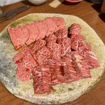 赤坂 らいもん - シンシン炙り・ハラミ・特選ヒレ