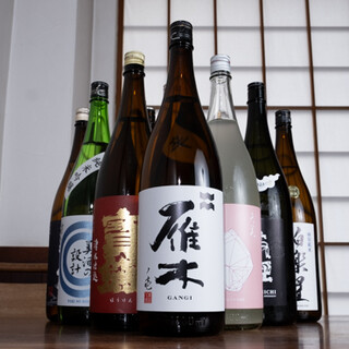 Fresh and carefully selected Japanese sake, featuring limited edition brews that change with the seasons.