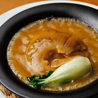 フカヒレの姿の陶板煮込みランチ