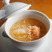 蟹とフカヒレ入りスープ