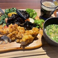 ターンテーブル - 