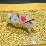 鮨shizuku 西天満 - 錦鯉に見立てたヒラメ(絶品です)