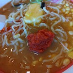 幸楽苑 - 辛ニンニク投入