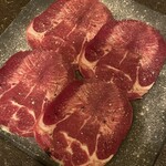 焼肉どころ 鼎 KANAE - タン