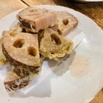 酒と肴 カキツバタ - 徳島蓮根の唐揚げ