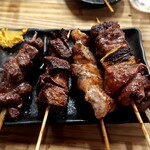 秋葉原 とんべエ - やきとん５本：670円