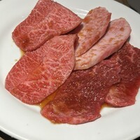 焼肉あきら 本郷本店 - 