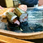 すし富 - これも海苔が新鮮なうちに♬
      美味～～～っ⤴︎⤴︎