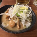 四文屋 - もつ煮込み