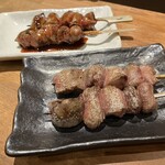 炭火やきとり 樹 - 肝は塩とタレ、両方注文