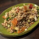 オステリア ラ チチェルキア - スペルト小麦のサラダ（¥800税込）