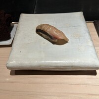 鮨m - 