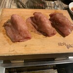 焼肉 ジャンボ - 