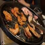 韓無量 - ホルモン系？　言われるままに食べてしまい　でも旨っ！