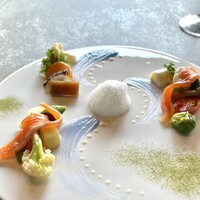 MA BELLE - 赤城ギンヒカリ・スリーブラン モッツァレラ・地野菜をそれぞれの調理で・バタフライピーのソース・三之助豆腐のソース・狭山茶パウダー・梨の泡