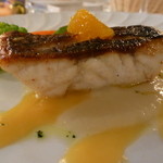 サバティーニ・ディ・フィレンツェ - 【H26.6.28】鱸のオーブン焼き　オレンジ風味の爽やかなウイキョウのソース。