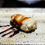 鮨 西崎 - 穴子自体が肉厚で、とても味が乗ってます！