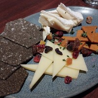 GINZA 我歩 - チーズの盛り合わせ