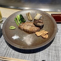 ニュー松坂 難波御堂筋店 - 