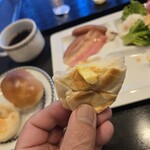 ダイヤモンドホテル - ロールパン