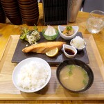 食堂でべこ。 - 