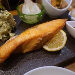 食堂でべこ。 - 