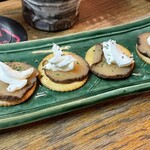 ヨコスカヒバチ - 燻りがっこチーズ