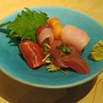 すし酒場 握わい - 通常の刺身五点盛り