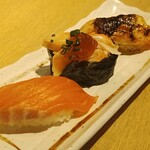すし酒場 握わい - サーモン3貫