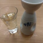 すし江戸 - あさ開（熱燗）