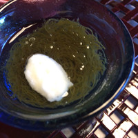 山田屋 - 先付け :もずく・玉子豆腐・蟹の胡麻和え