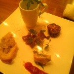 コースの前菜とスープ