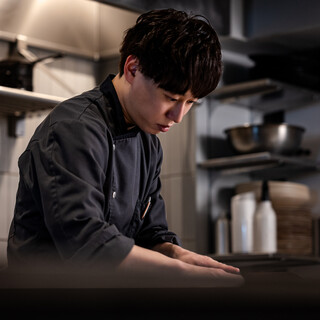 ミシュラン星付き出身のシェフの料理を肩肘張らずに