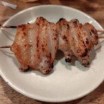 やきとんやまちゃん - 手羽先（242円）