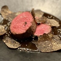 虎峰 - 黑椒 本州鹿 黑松露
                鹿肉のロースト 黒胡椒と黒トリュフ
