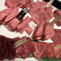 焼肉専科 肉の切り方 日本橋本店 - 