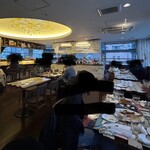 Y.Y.G. Brewery & Beer Kitchen - 7階の店内、予約すると此方のフロアに通される、女性客率が高かった